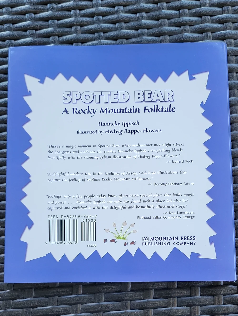 🌺3 For $10 Spotted Bear A Rocky Mountain Folktale - Blue Cover